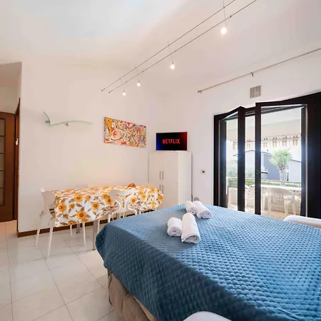 La Palma - Mit Balkon Und Poolblick By Interhome *